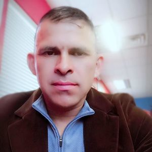 Meet your Posher, Andres